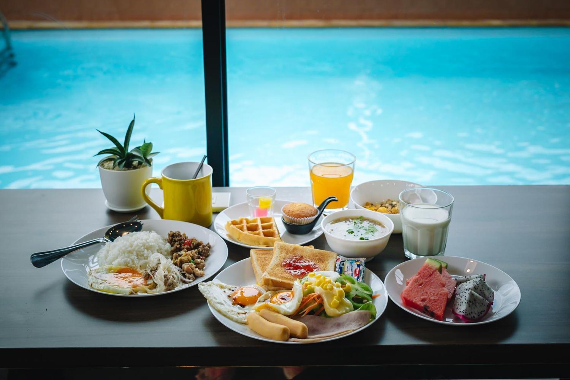 Sleep Mai Chiang Mai Airport Lifestyle Hotel - SHA Plus Bagian luar foto